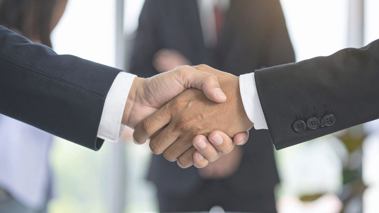 ②施工事例が豊富で歴の長い大規模修繕業者に依頼しましょう